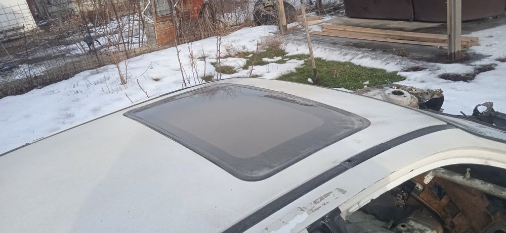 Стекло на Mitsubishi galant