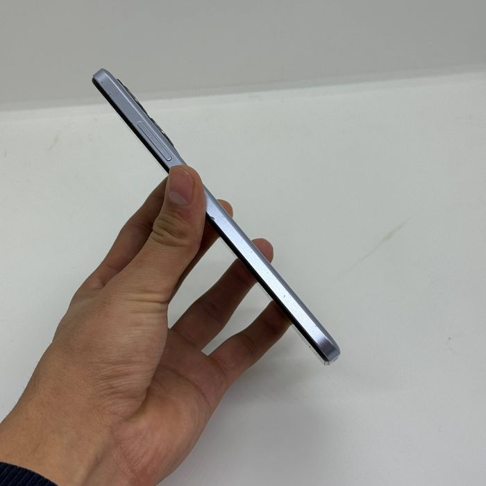 Redmi 11 5g  sotiladi dastavka bor