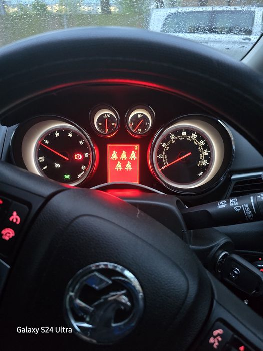 Opel zafira 1.6turbo Diesel