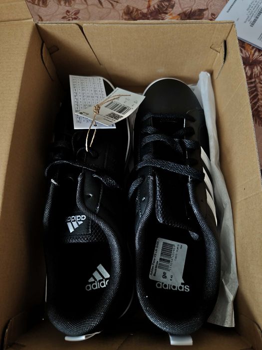 Обувки ,,Adidas”, номер 43 1/3