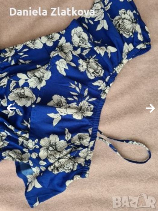 Къс гащеризон с асиметричен топ с волан