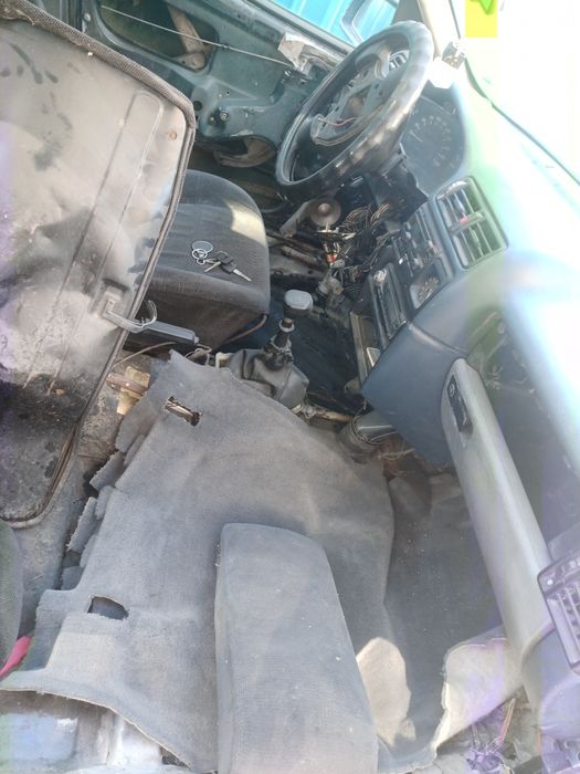 Машина Опель вектра обмен срочно