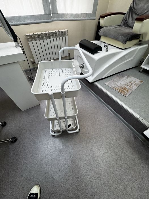 Помощник для парикмахера