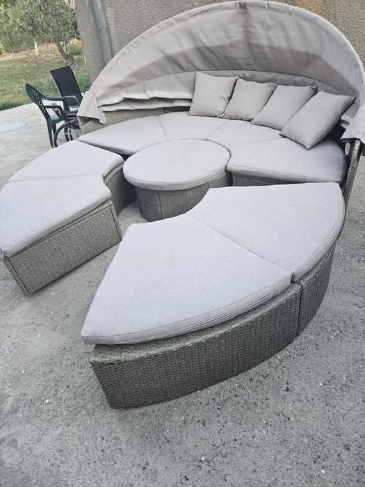 Ратанова шатра  -маса за кафе