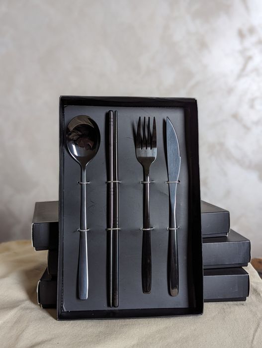 Столовый набор 4 предмета