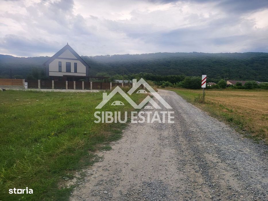 Teren intravilan de vanzare aflat la 15 km de Sibiu