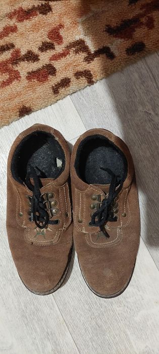 Женская обувь отдам