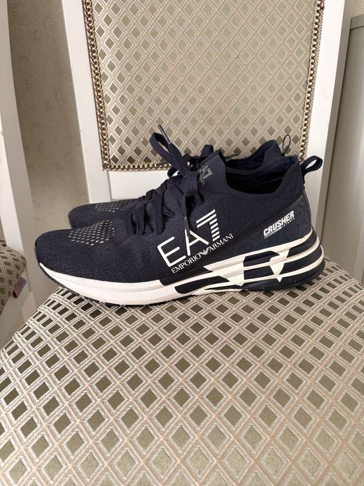 EA7 кроссовки. Armani