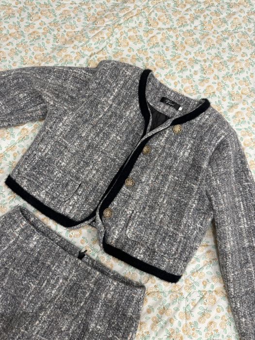 Продам Твидовую двойку