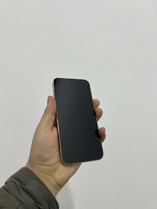 Iphone 13 pro gold