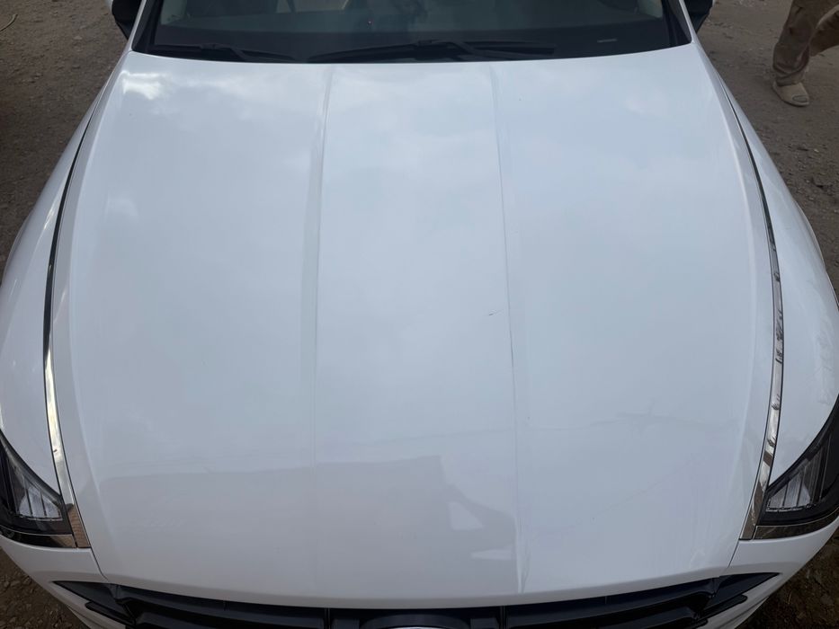 Капот на Hyndai Sonata