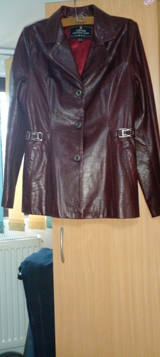 Scurta din piele pentru femei