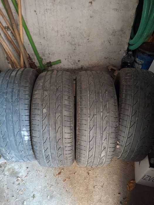 4 Cauciucuri mărimea 235/55 R17
