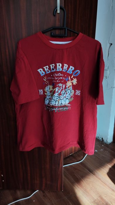 Продаю футболку с принтом