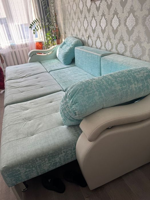 Продам диван б/у