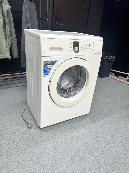 Продам стиральную машину