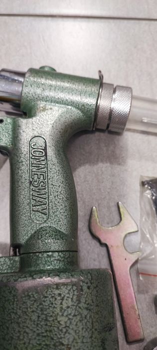 Pistol de nituri popnituri jonesway profesional integral metalic .