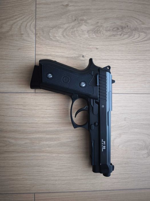 CyberGun / KWC Taurus PT99/ PT92 full metal CO2 GBB Negru