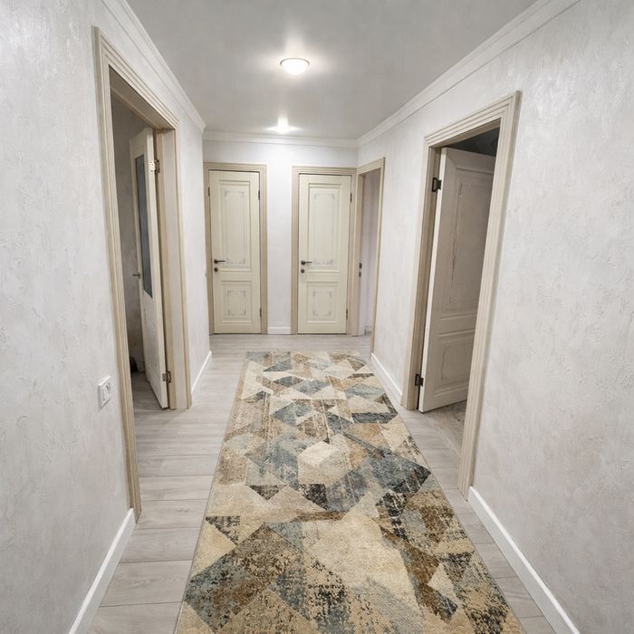 Продаётся 3 комнатная квартира в центре города