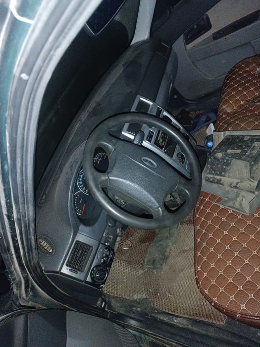 Приора по запчастям