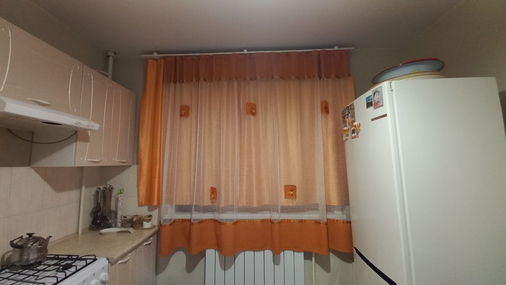 Продам тюль со шторкой недорого