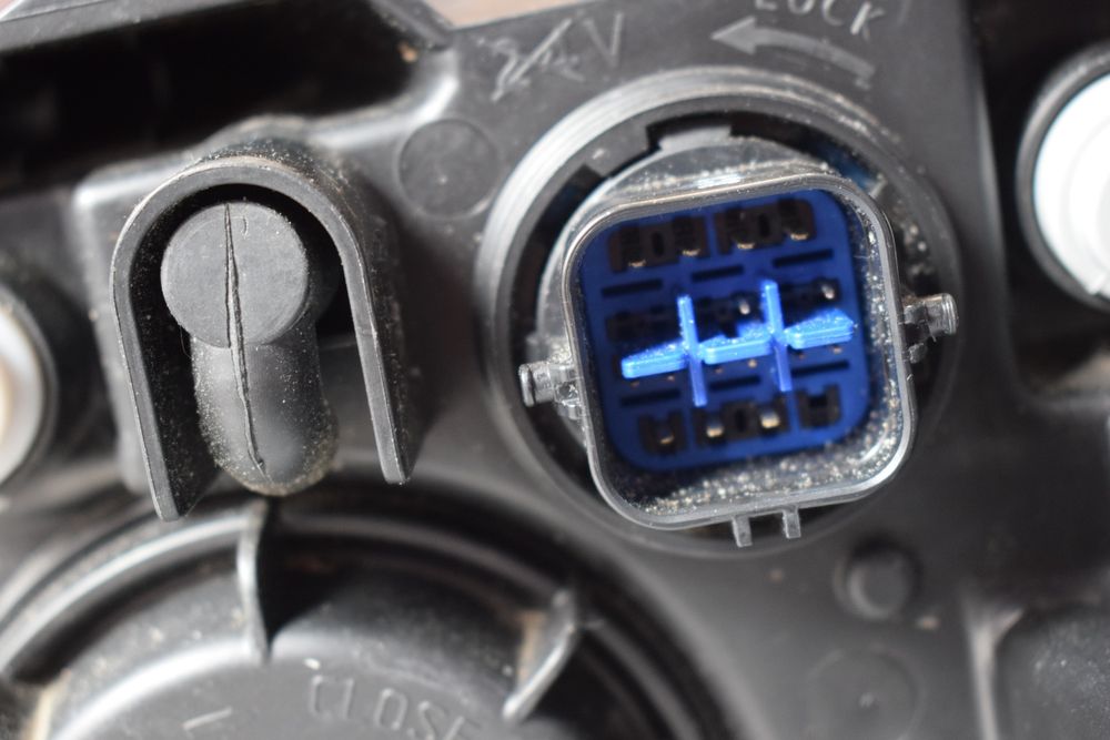 Десен фар Hyundai Ioniq 5 Перфектен!