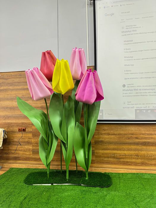 Ростовые декоративные цветы и бабочки для оформления фотозон, витрин