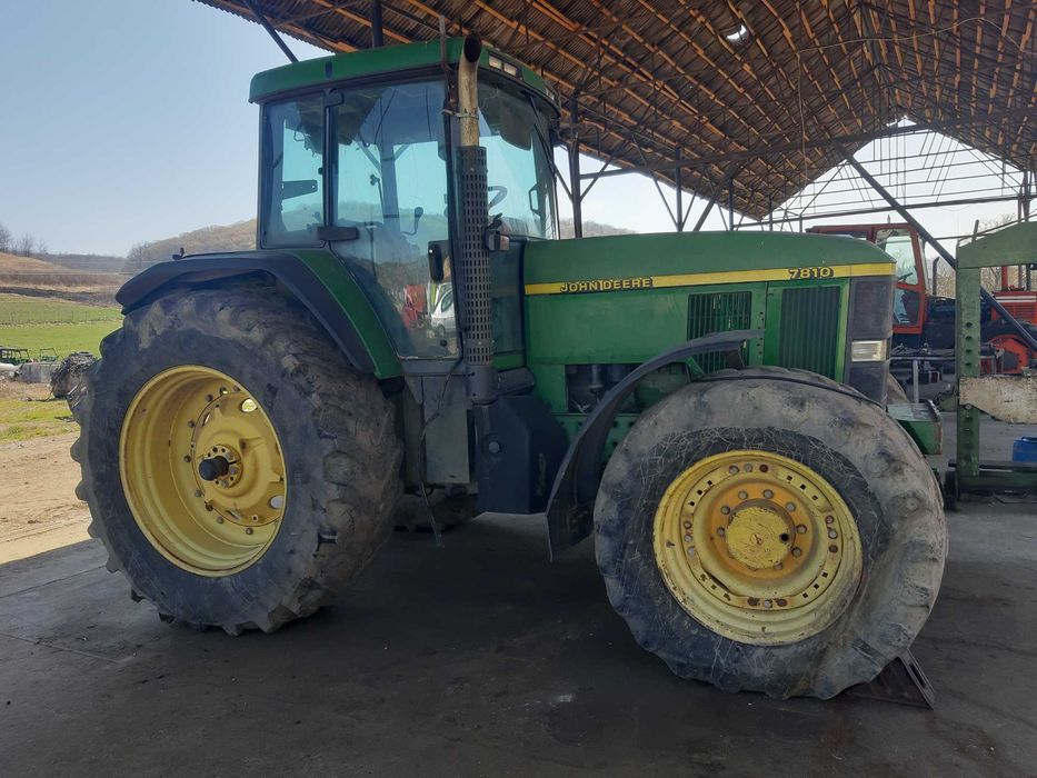 Dezmembram tractor John Deere 7810 — poza 4