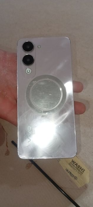 Vivo Y04 с гарантий