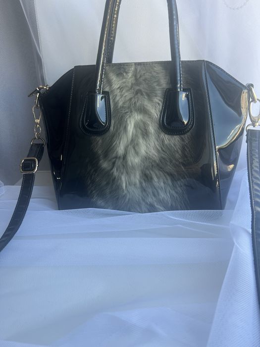 Продам сумку чёрного цвета