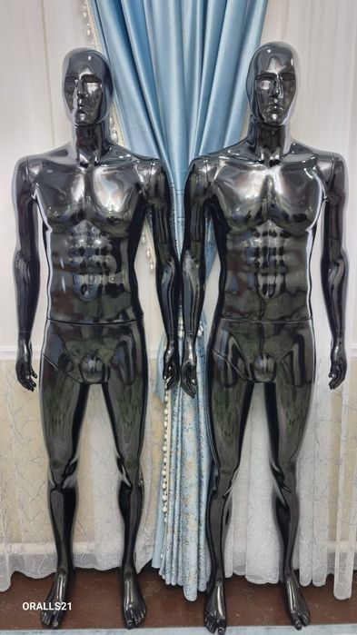 Мужские манекены.