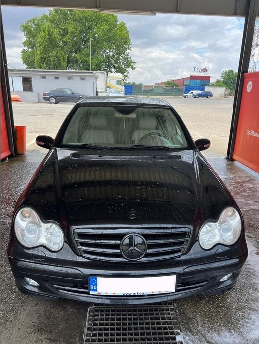 Mercedes-Benz C200 CDI W203 – Automat