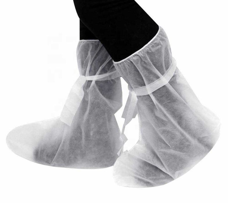 Высокие бахилы из спанбонда. нетканный материал. спанбонд бахилы