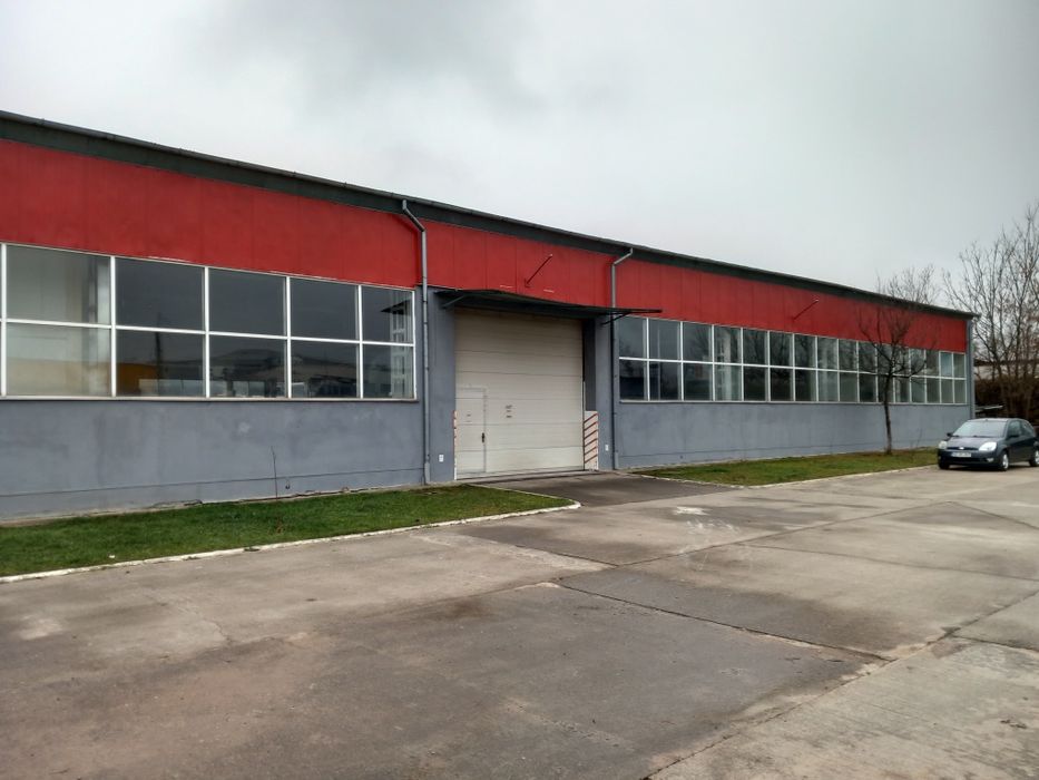 Hala industriala în suprafață 3100 metri pătrați.