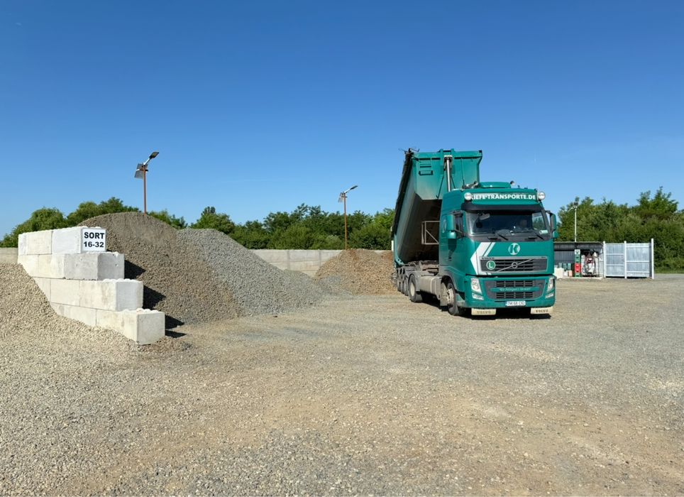Transport Piatră Concasata– Calitate Superioară | Livrare Rapidă