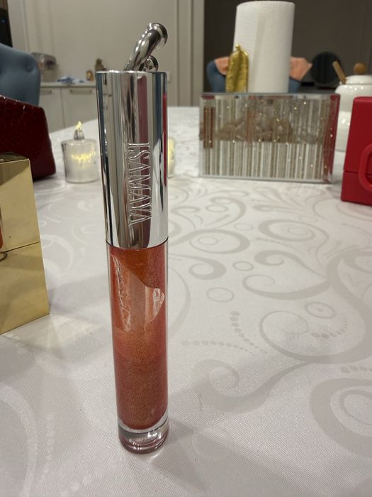 Dior помада продам