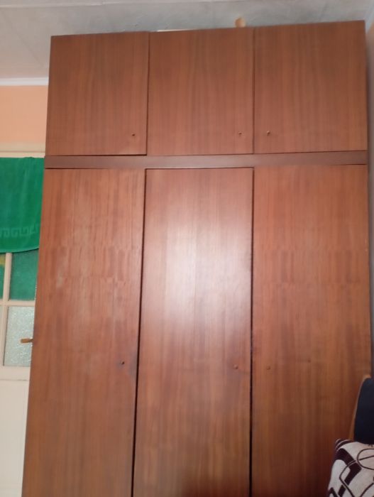 Продам шкаф в комнату