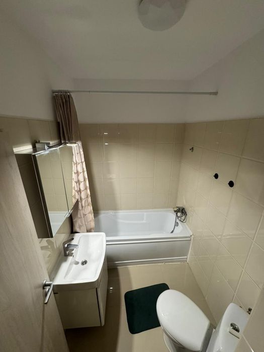 Garsonieră de închiriat 350 euro