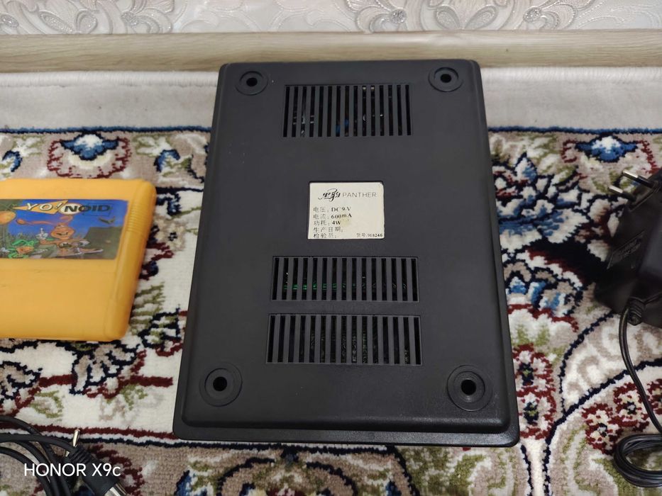 Ретро игровая приставка денди