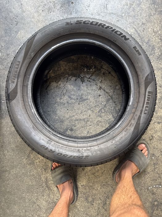 255/50/19 Pirelli