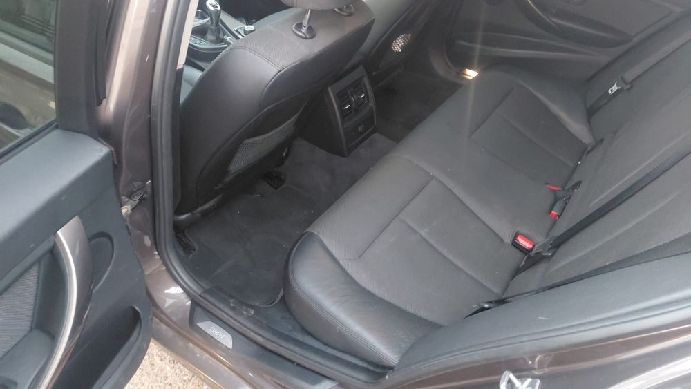 BMW 318 diesel ,an fabricație 2014 versiunea modern