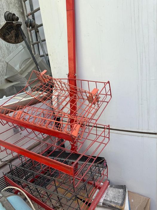 Разные полки и подставка