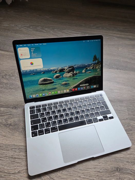 MacBook m1 2020 (макбук м1 АКБ 100%)