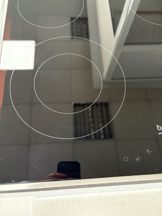 Стъклокерамичен плот Beko  BBSM12320X