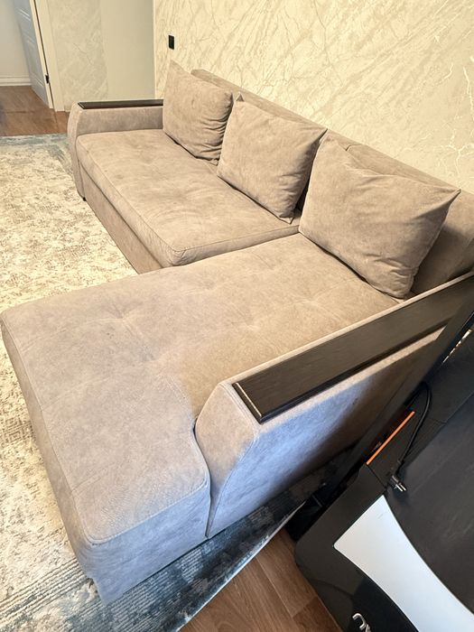 Диван для гостинной