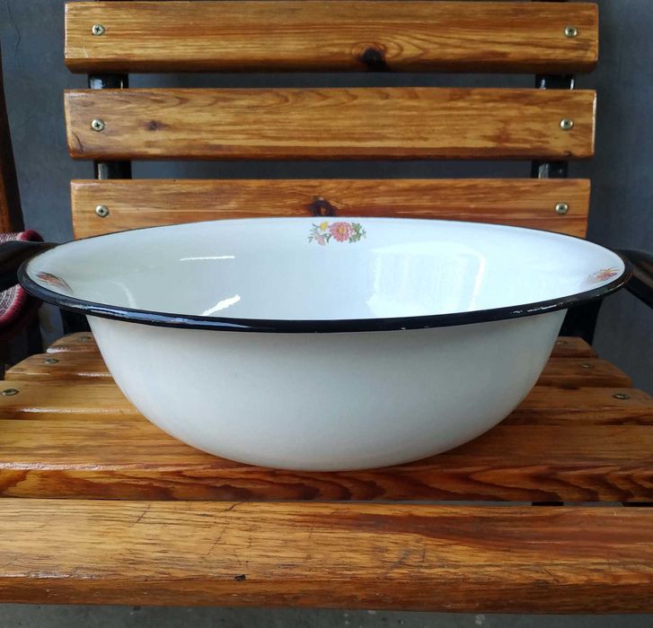 Кастрюля эмалированная 10,5 л. Тазики 7л/8,5л. Советские.