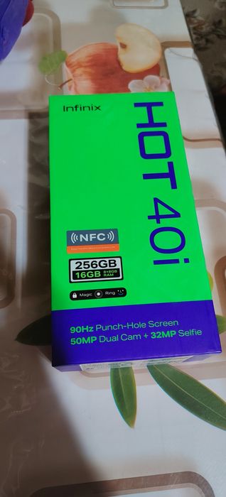 Infinix Hot 40i. 16/256
