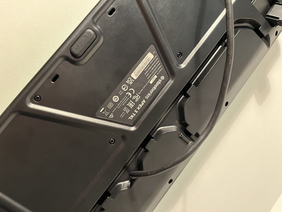 Гейминг клавиатура SteelSeries - Apex 3 TKL, RGB, US, черна