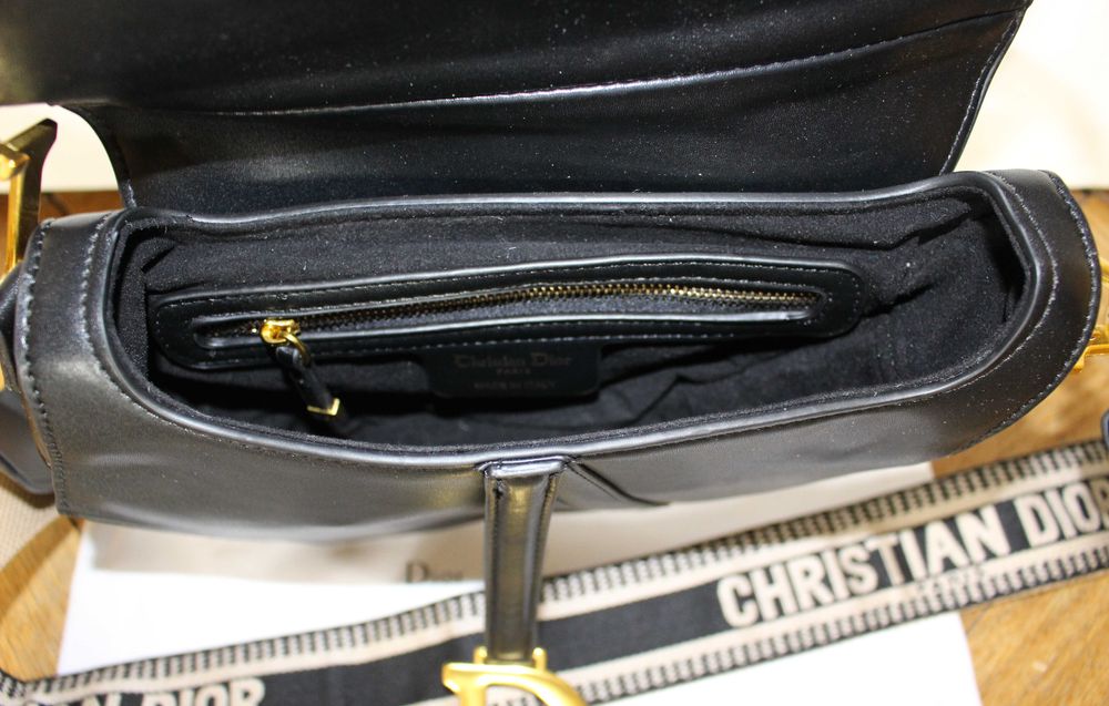 Дамската чанта Dior Saddle