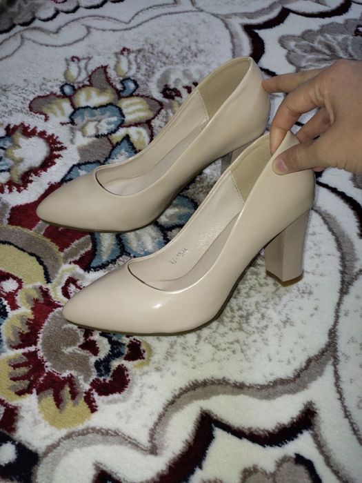 Продаю обувь свою в отличном состоянии